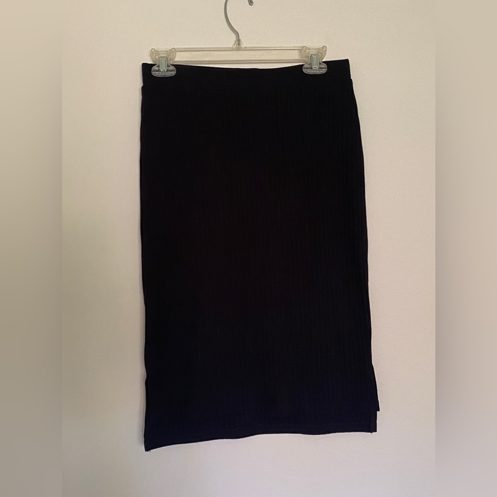 Apt. 9 black ribbed skirt size small - Picture 4 of 5